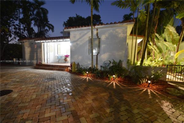 Granada, 1001 Columbus Blvd, Coral Gables, Florida 33134, image 2