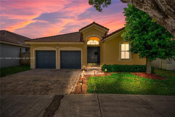 Kendalland, 16446 SW 84th Ln, Kendall, Florida 33193, image 2