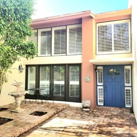 Sunset Park Lake Villas, 10465 SW 80th St, Kendall, Florida 33173, image 2