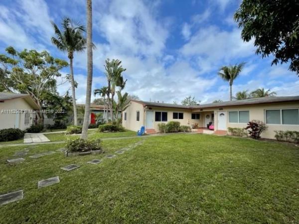 Hampshire Heath, 1265 NE 127th St, North Miami, Florida 33161, image 2