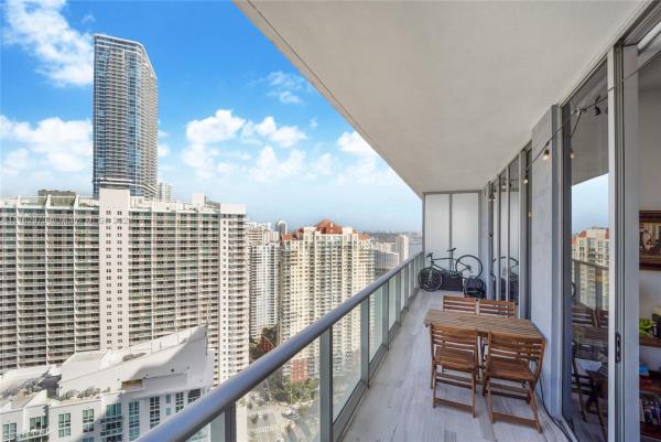 Brickell House, 1300 Brickell Bay Dr #3705, Miami, Florida 33131, image 1