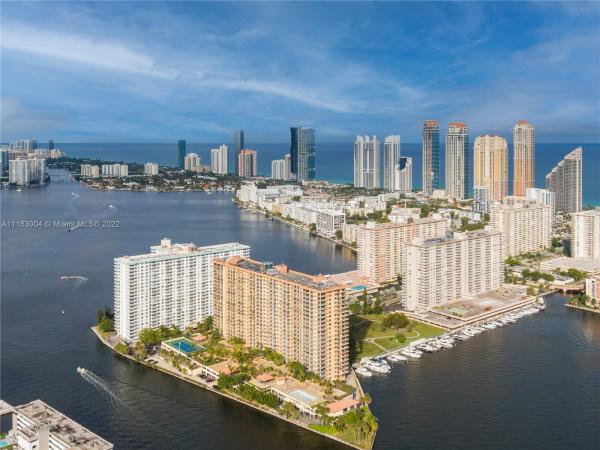 Winston Towers 700, 290 174th St #716, Sunny Isles Beach, Florida 33160, image 2