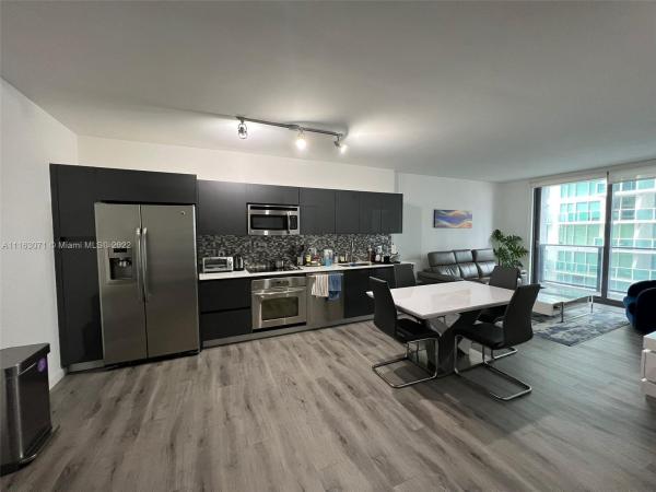 MyBrickell, 31 SE 6th St #2006, Miami, Florida 33131, image 2