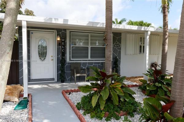 Lee Bell Homes, 14791 SW 288 St #, Leisure City, Florida 33033, image 2