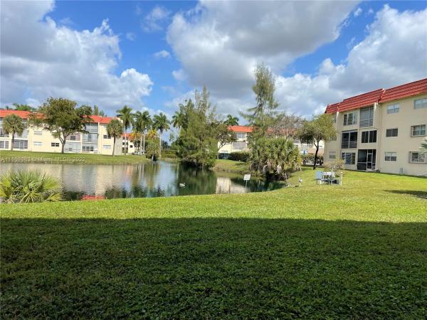 Sunrise Lakes 1, 3071 E Sunrise Lakes Dr #103, Sunrise, Florida 33322, image 1