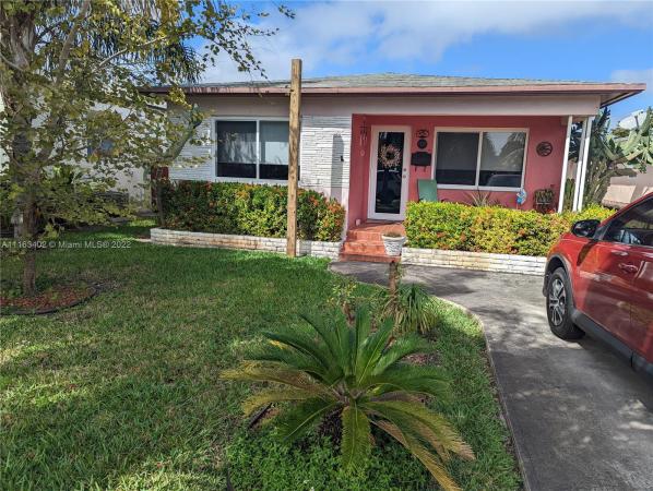 1727 Plunkett St, Hollywood, Florida 33020, image 2