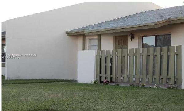 Devon Aire Villas, 11910 SW 110th St Cir E, The Crossings, Florida 33186, image 2