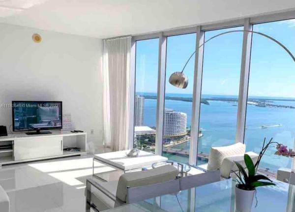 Icon Brickell Tower 3, 485 Brickell Ave #2208, Miami, Florida 33131, image 2
