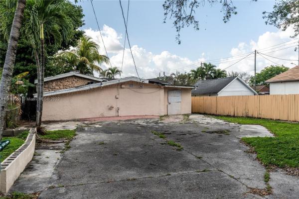 2638 NW 29th Ave, Unincorporated Dade County, Florida 33142, image 2