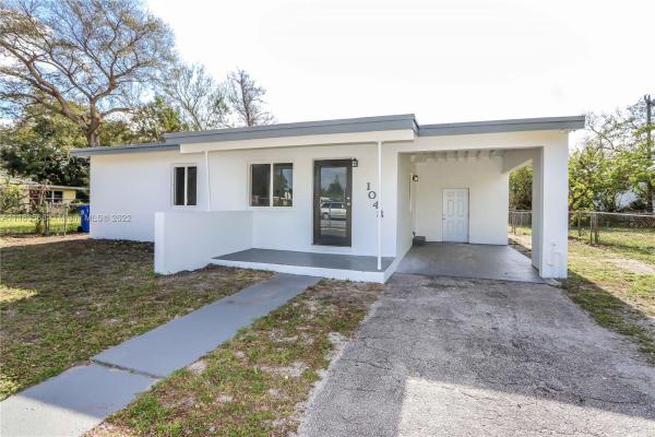 Lauderdale Manors, 1048 NW 17th Ave, Fort Lauderdale, Florida 33311, image 2