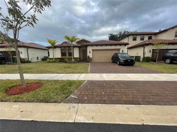 Kingman Commons, 2722 SE 3rd St, Homestead, Florida 33033, image 2