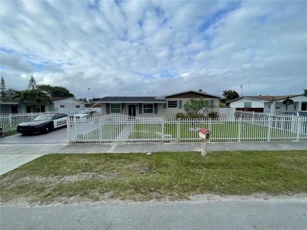 Palmland Homes South, 14855 SW 297th Ter, Leisure City, Florida 33033, image 2