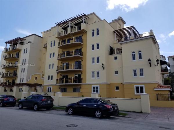 Villa Isabella, 322 Madeira Ave #203, Coral Gables, Florida 33134, image 2