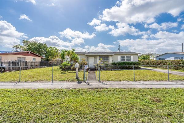 Norwood Heights, 1470 NW 196th Ter, Miami Gardens, Florida 33169, image 2