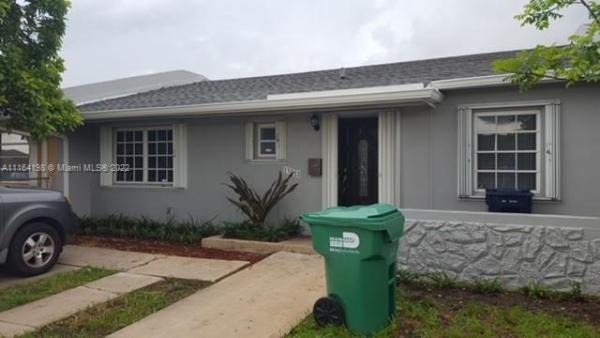 Royale Green, 13028 SW 49th St, Kendale Lakes, Florida 33175, image 2
