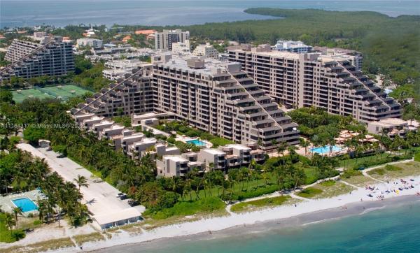 The EmeraldBay At Key Colony, 151 Crandon Blvd #1136, Key Biscayne, Florida 33149, image 2