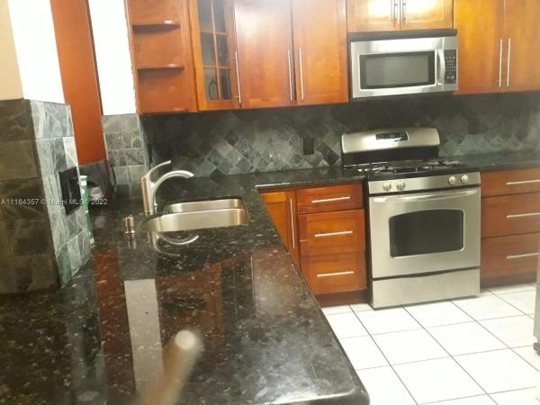Dadeland Grove, 6890 N Kendall Dr #B101, Pinecrest, Florida 33156, image 2
