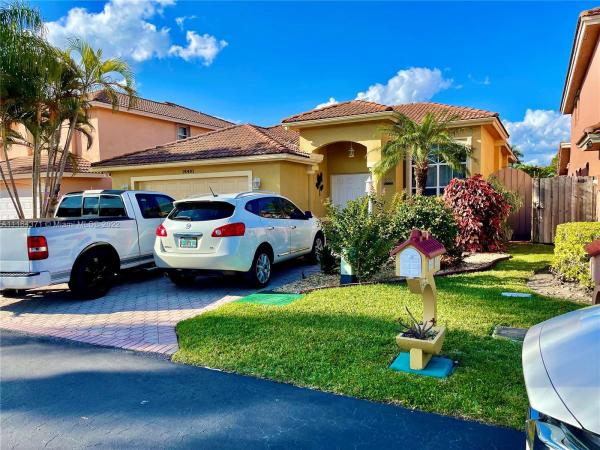 Shoma Homes, 16401 SW 95th St, The Hammocks, Florida 33196, image 2