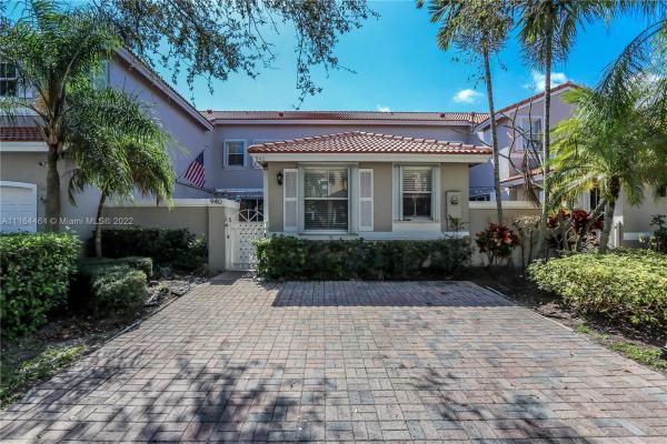 West Lake Village, 940 Corkwood St, Hollywood, Florida 33019, image 1