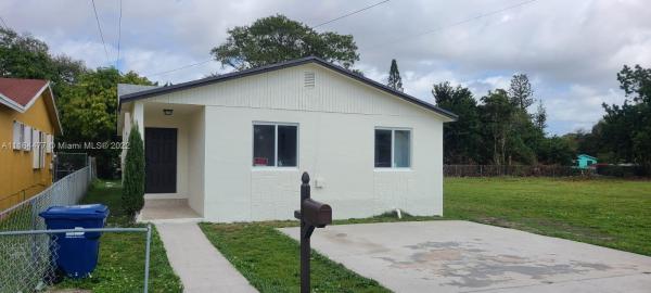Hialeah Heights, 3069 NW 57th St, Brownsville, Florida 33142, image 2