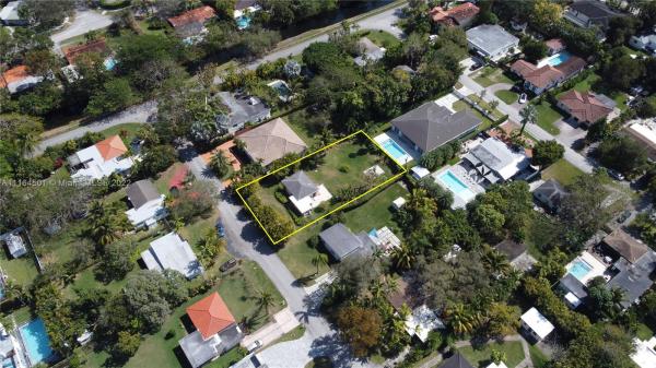Groves, 6430 SW 82nd St, Glenvar Heights, Florida 33143, image 2