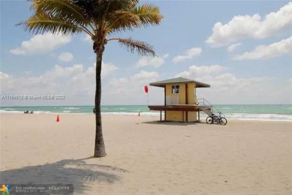 321 Wilson St #D6, Hollywood, Florida 33019, image 2