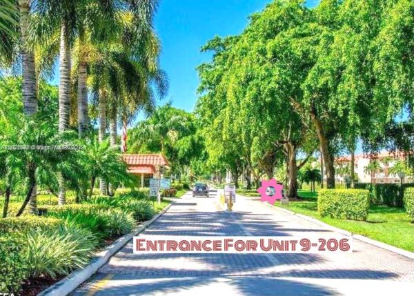 Hollybrook Golf & Tennis Club, 9800 N Hollybrook Lake Dr #206, Pembroke Pines, Florida 33025, image 1