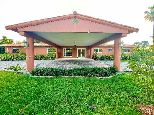 Sunkist Estates, 8200 Miller Dr, Olympia Heights, Florida 33155, image 1