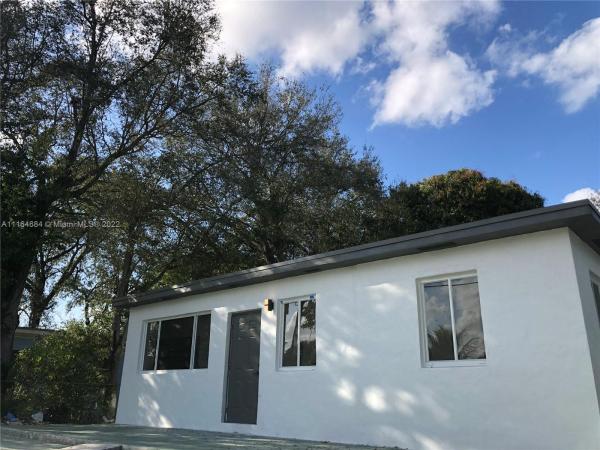 Eleanor Park, 2271 NW 153rd St, Miami Gardens, Florida 33054, image 2
