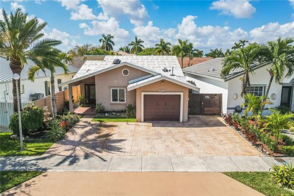 Brook Estates, 4244 SW 154th Ct, Kendall West, Florida 33185, image 2