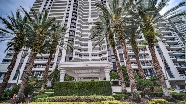 North Tower At The Point, 21205 NE 37th Ave #310, Aventura, Florida 33180, image 2