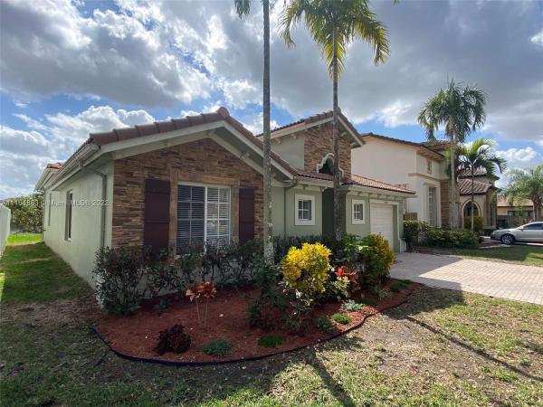 Laroc Estates, 16468 SW 50th Ter, Kendale Lakes, Florida 33185, image 2