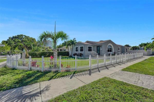 Brickell Hammock, 470 SW 25th Rd, Miami, Florida 33129, image 1