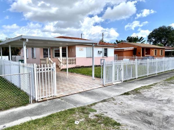 Broadmoor Manor, 9065 NW 32nd Ct Rd, West Little River, Florida 33147, image 2