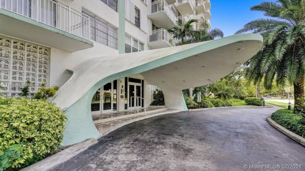Bayview Towers South, 2100 Sans Souci Blvd #907, North Miami, Florida 33181, image 1
