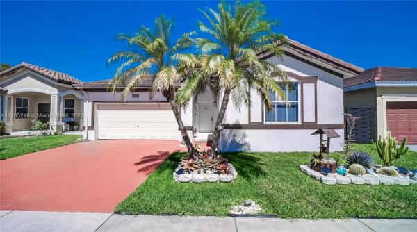 Spanish Lakes, 7953 NW 198th St, Hialeah, Florida 33015, image 2