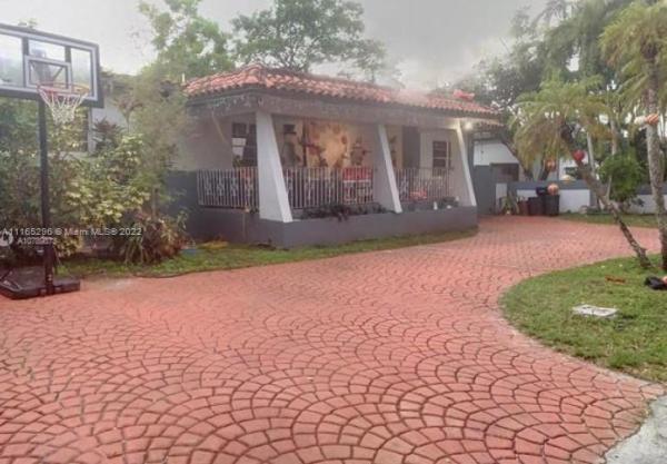 Calvert Manors, 6150 SW 16th St, West Miami, Florida 33155, image 1