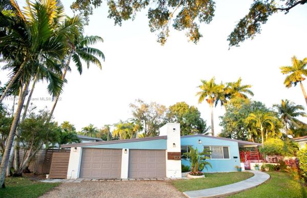 11201 W Biscayne Canal Rd, Unincorporated Dade County, Florida 33161, image 2