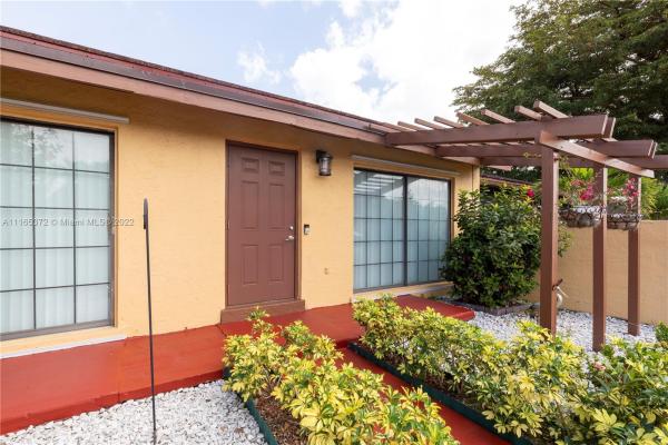 Walden Pond, 8447 SW 148th Pl, Kendall West, Florida 33193, image 2