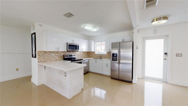 Majestic Estates, 18003 SW 154th Ave, Richmond West, Florida 33187, image 2