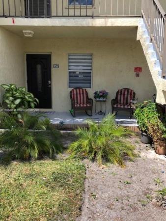 Golden Lakes Village, 157 Lake Meryl Dr, West Palm Beach, Florida 33411, image 2