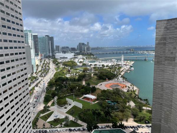 One Miami West, 325 S Biscayne Blvd #3422, Miami, Florida 33131, image 2