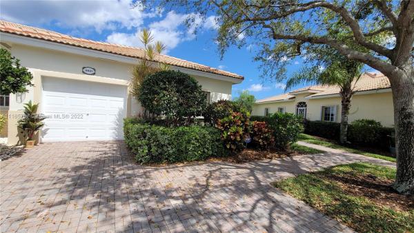 Lighthouse Pointe At Baywinds, West Palm Beach, Florida 33411, image 2