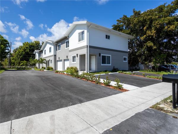 Progresso Village, 813 NW 3rd Ave, Fort Lauderdale, Florida 33311, image 1