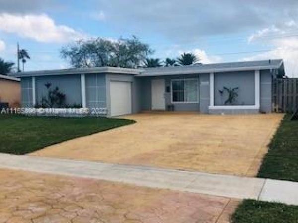 Sunrise Golf Village, 6650 NW 28th St, Sunrise, Florida 33313, image 2