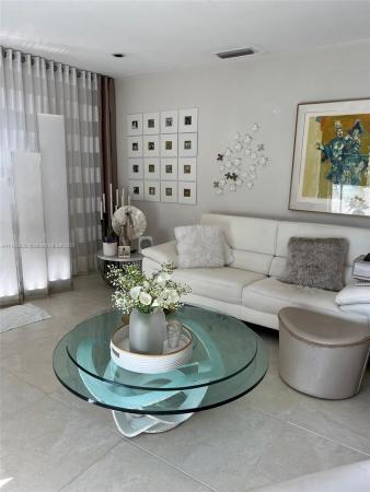 Windsor Estates, 435 NE 121st St #201, North Miami, Florida 33161, image 2
