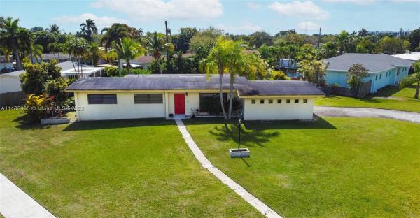 Orchard Estates, 9200 SW 178th St, Palmetto Bay, Florida 33157, image 1