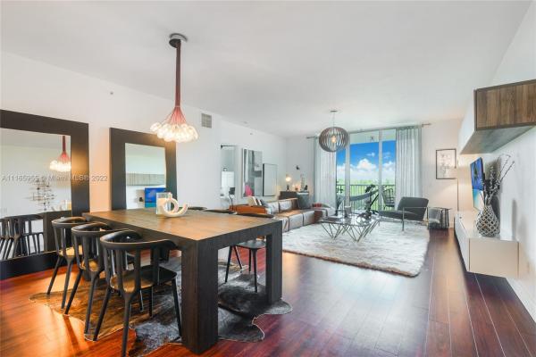 One Fifty One At Biscayne, 14951 Royal Oaks Ln #908, North Miami, Florida 33181, image 2