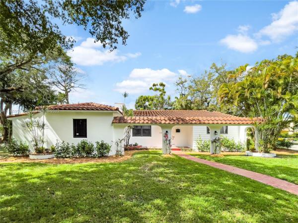 Granada, 1104 Ferdinand St, Coral Gables, Florida 33134, image 2