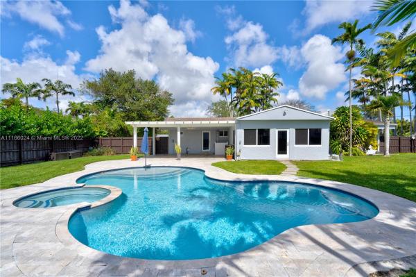 Ranchero Manors, 8750 SW 127th Ter, Kendall, Florida 33176, image 2